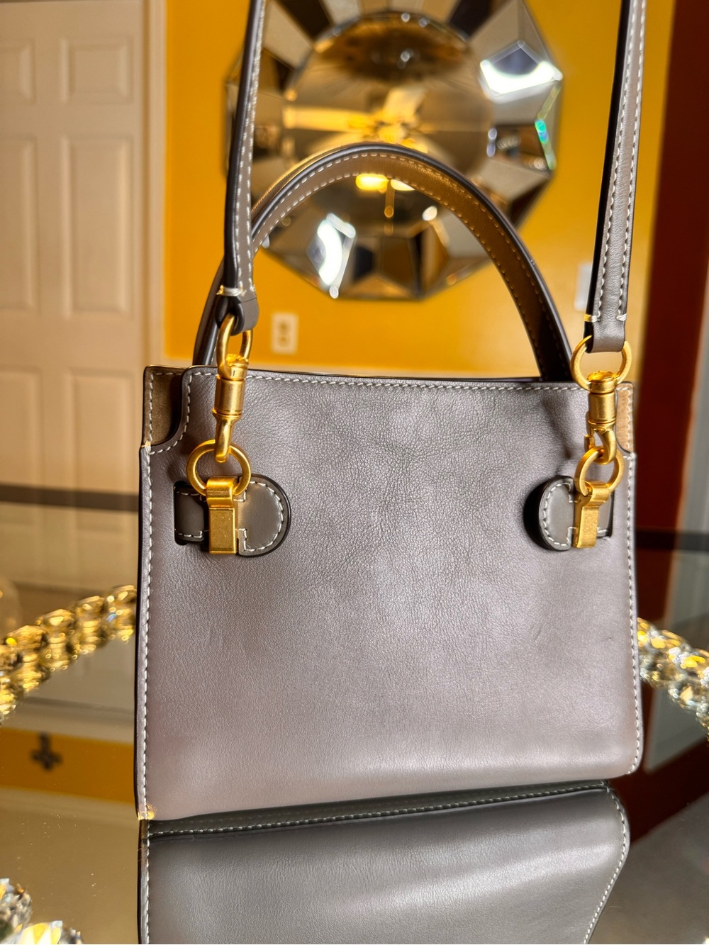 Tory Burch Mini Lee Radziwill Double Shoulder Bag In Clam Shell. - Picture 3 of 17